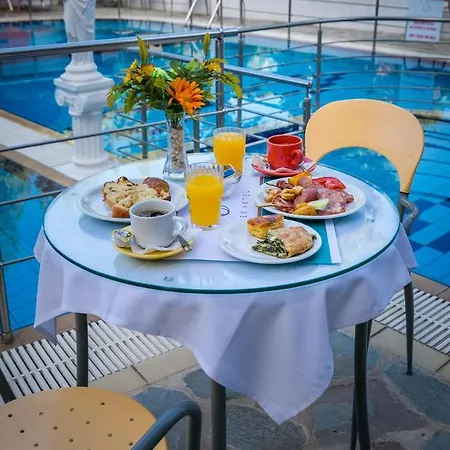 Hotel de apartamente Sirines Complex 2*
