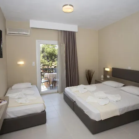 Hotel apartamentowy Sirines Complex
