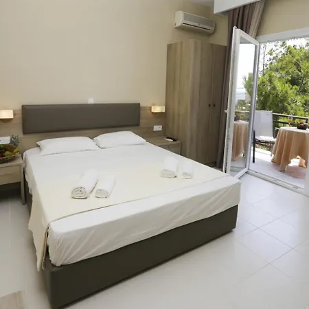 公寓式酒店 Sirines Complex 2*