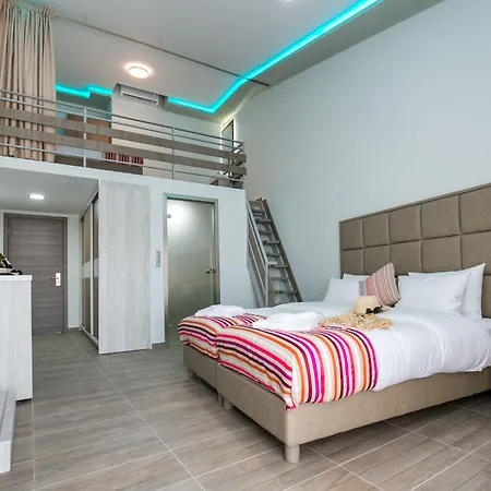 Sirines Complex 2* 波托什