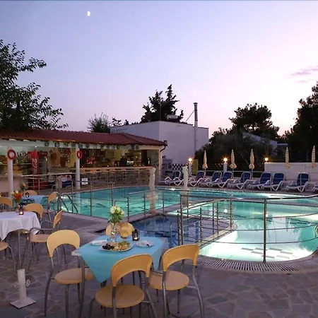 Sirines Complex 2* 波托什