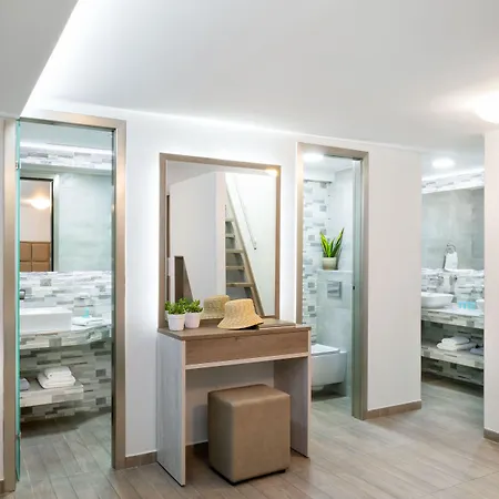 Sirines Complex 2* 波托什