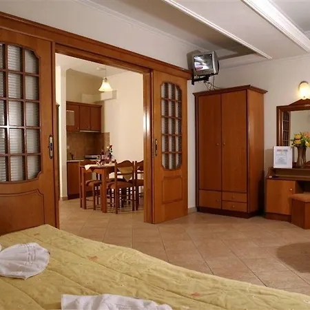 Sirines Complex Hotel apartamentowy Potos