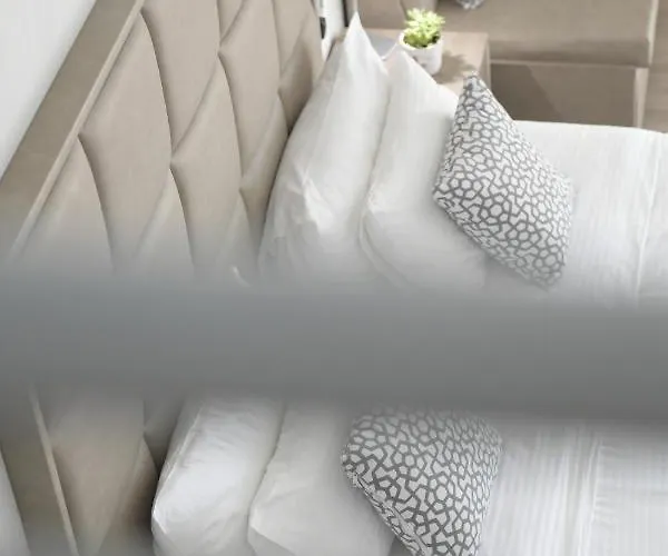 Sirines Complex Potos