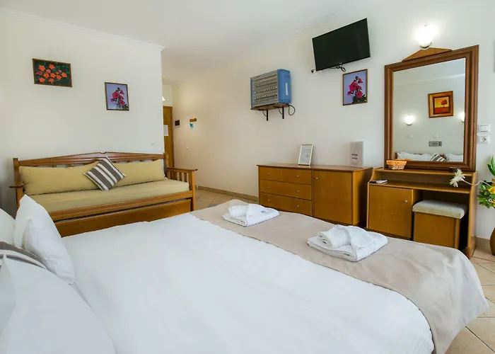 Apart Otel Sirines Complex Potos