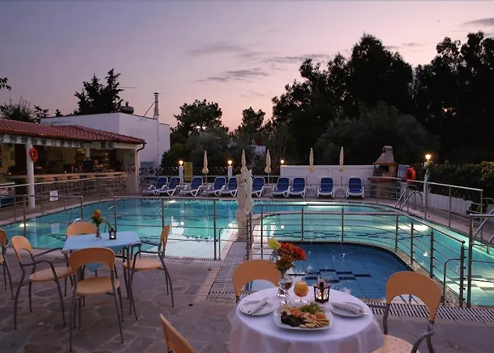 Apart Otel Sirines Complex 2*